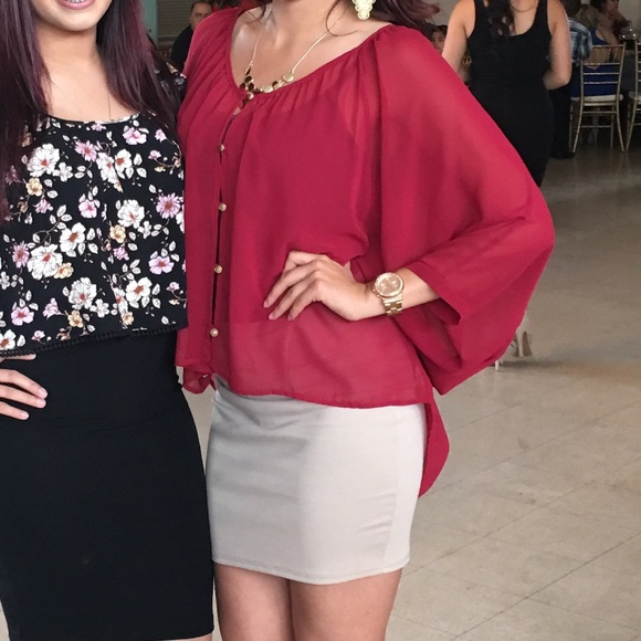 Foreign Exchange Sheer Dressy Top - Picture 4 of 4